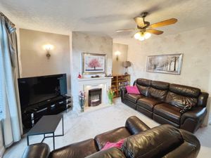Lounge- click for photo gallery